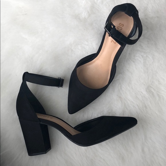 SCHUTZ Shoes - Schutz black pointed ankle strap heels